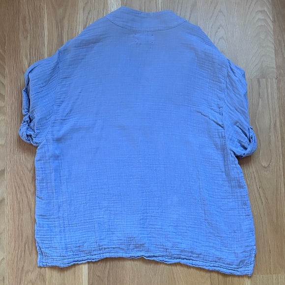 Xirena Avery V-Neck Shirt - Periwinkle - Picture 5 of 7